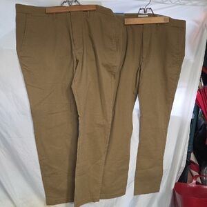 2 Pair Goodfellow & Co Men's Khaki Chinos 38x30